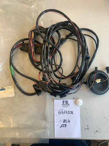 Neu ford 717 208 - neu,